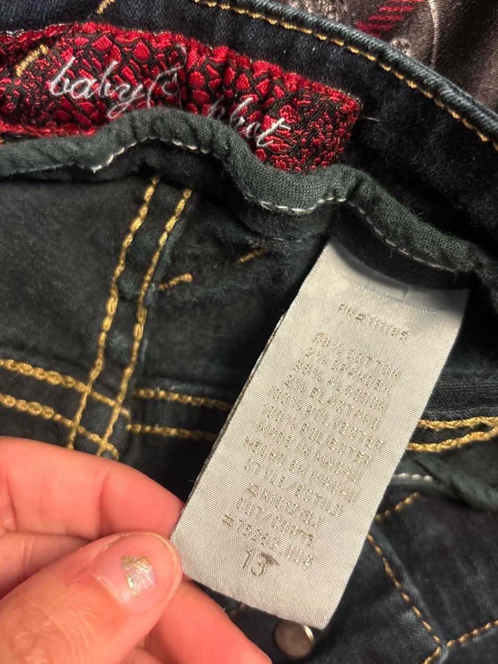 Y2K Baby Phat Capris - Picture 5 of 8